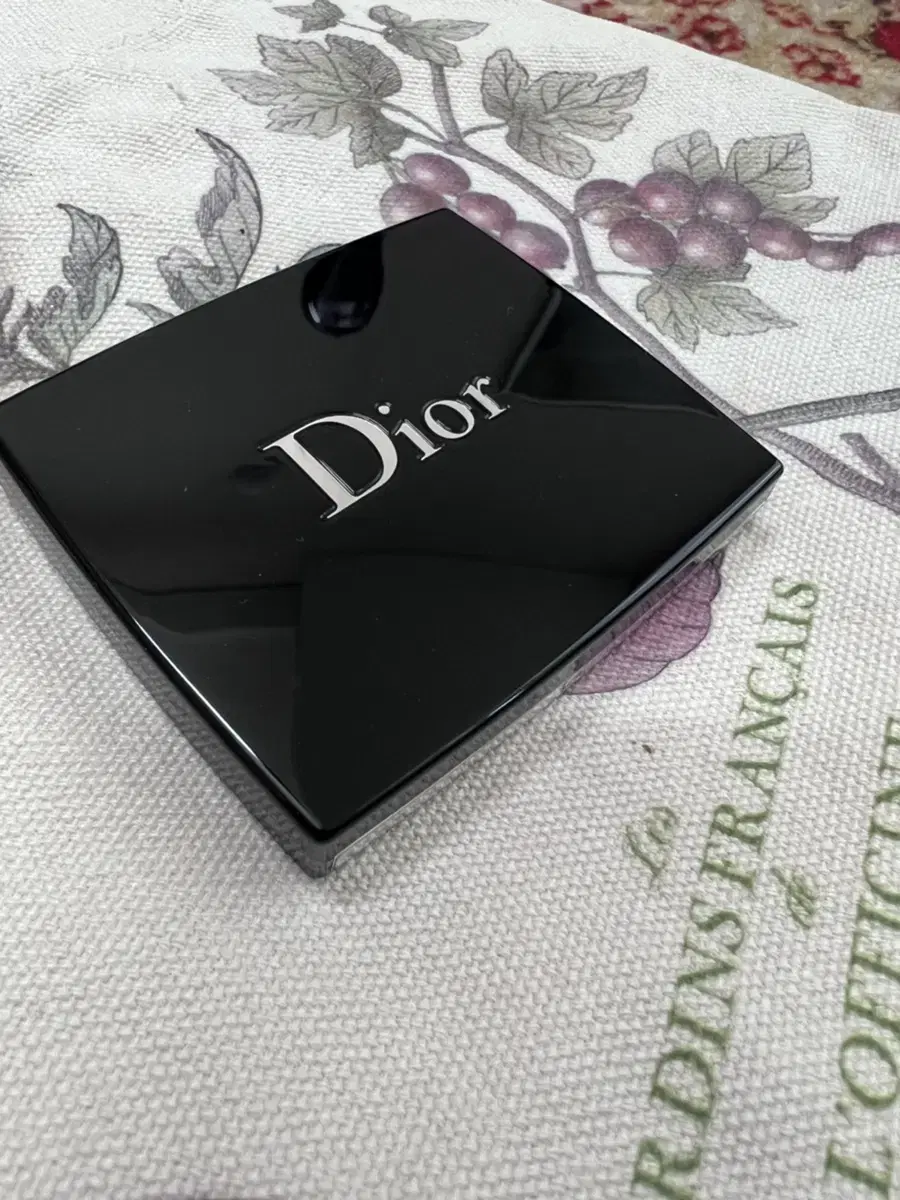 Dior eyeshadow