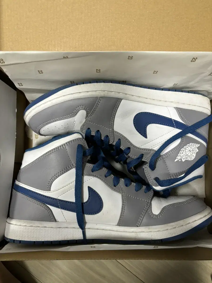 Jordan 1 Mid True Blue 260 for sale