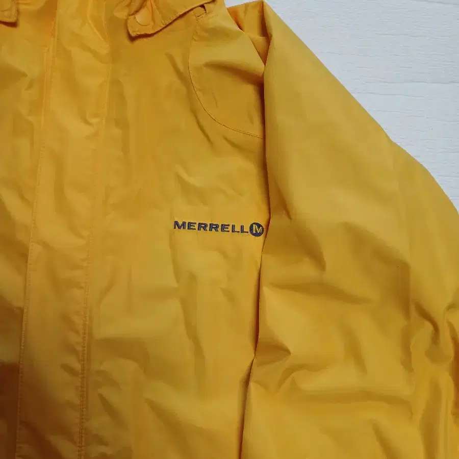 MERRELL(머렐)바람막이