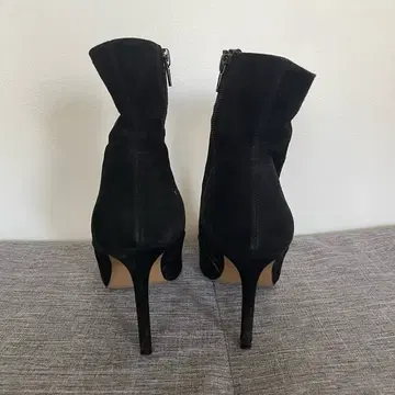 STEVE MADDEN JINX