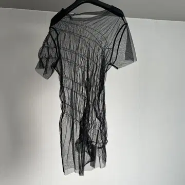 トップス b perverze Bias Shirring Tule Tee PERVERZE（パーバーズ）の「Bias Shirring Tule Tee（Tシャツ