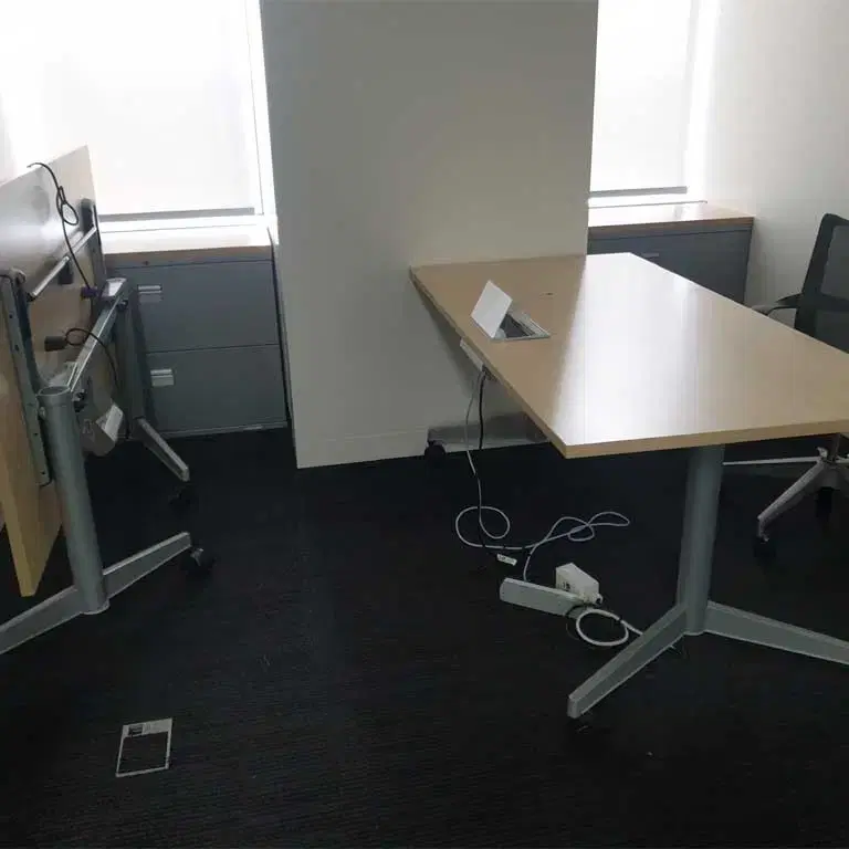 수입명품책상  Steelcase  접이식책상