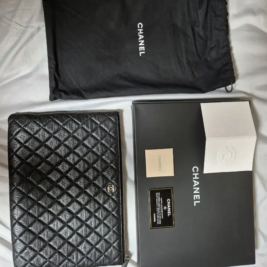 급처 샤넬 클러치 라지 블랙 정품 판매합니다.(CHANEL)