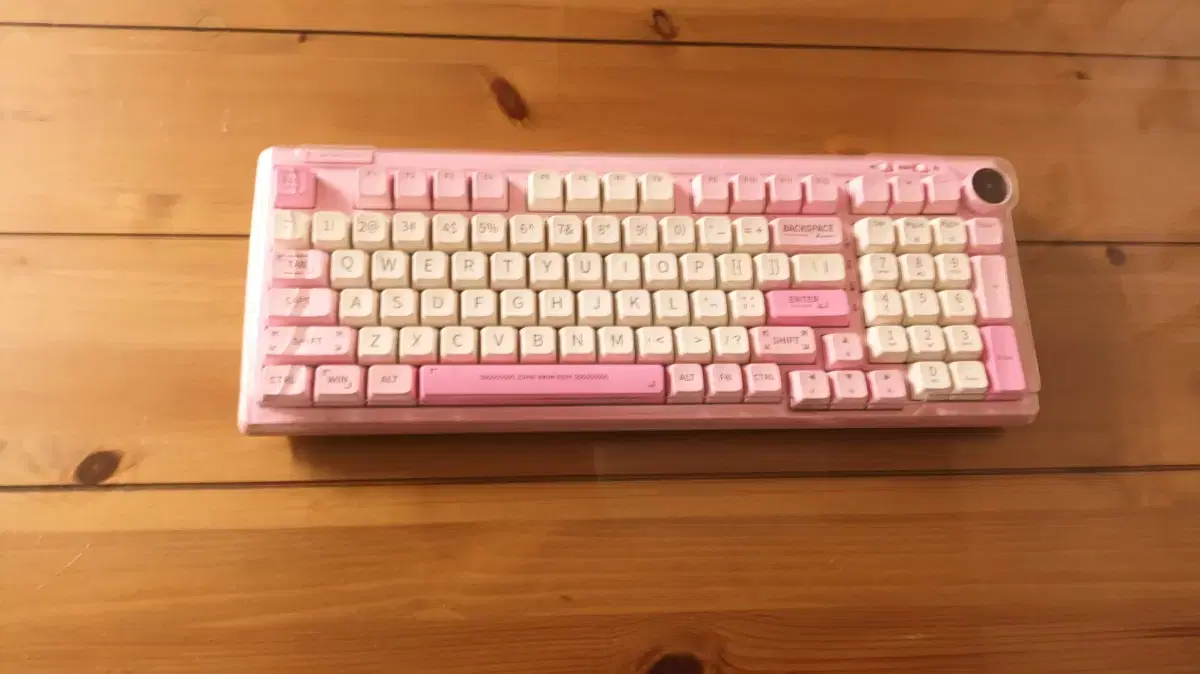 Custom Keyboard RT100 Pink