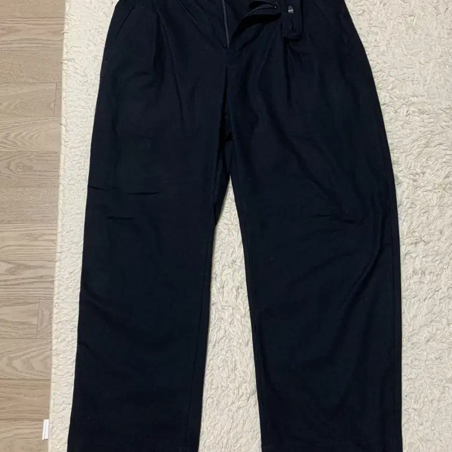 폴리테루 curved soh pants 2.0 navy