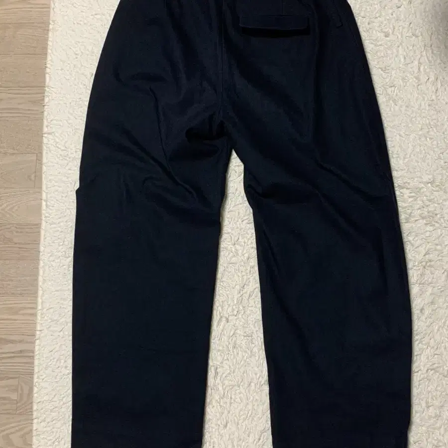 폴리테루 curved soh pants 2.0 navy