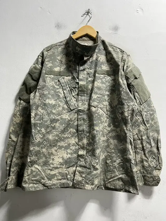 100-105 US ARMY 미군 ACU 카모 밀리터리 상의 야상자켓