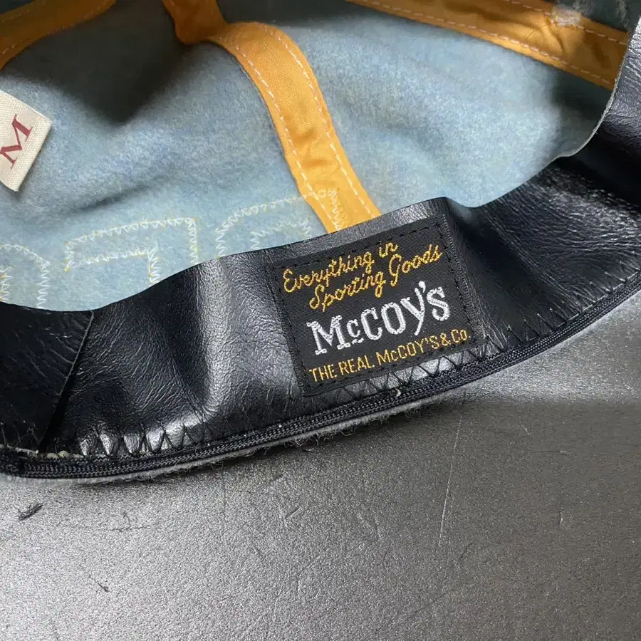 McCoy's vintage cap(os)