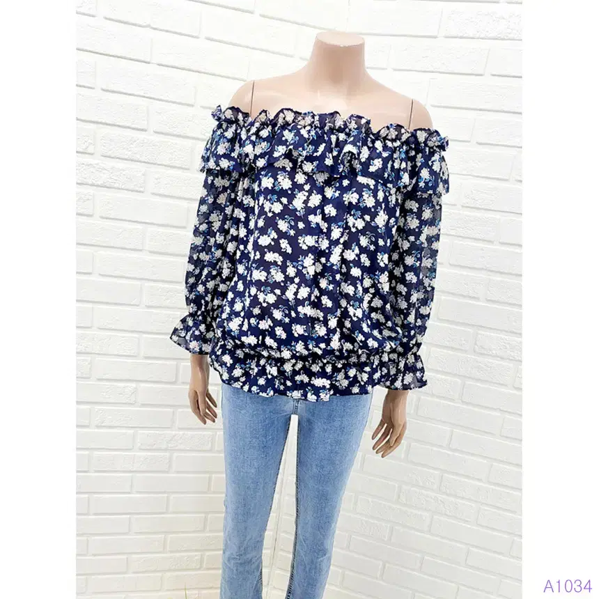 Off Shoulder Blouse (A1034) from 4,900 won (Free~77 size)