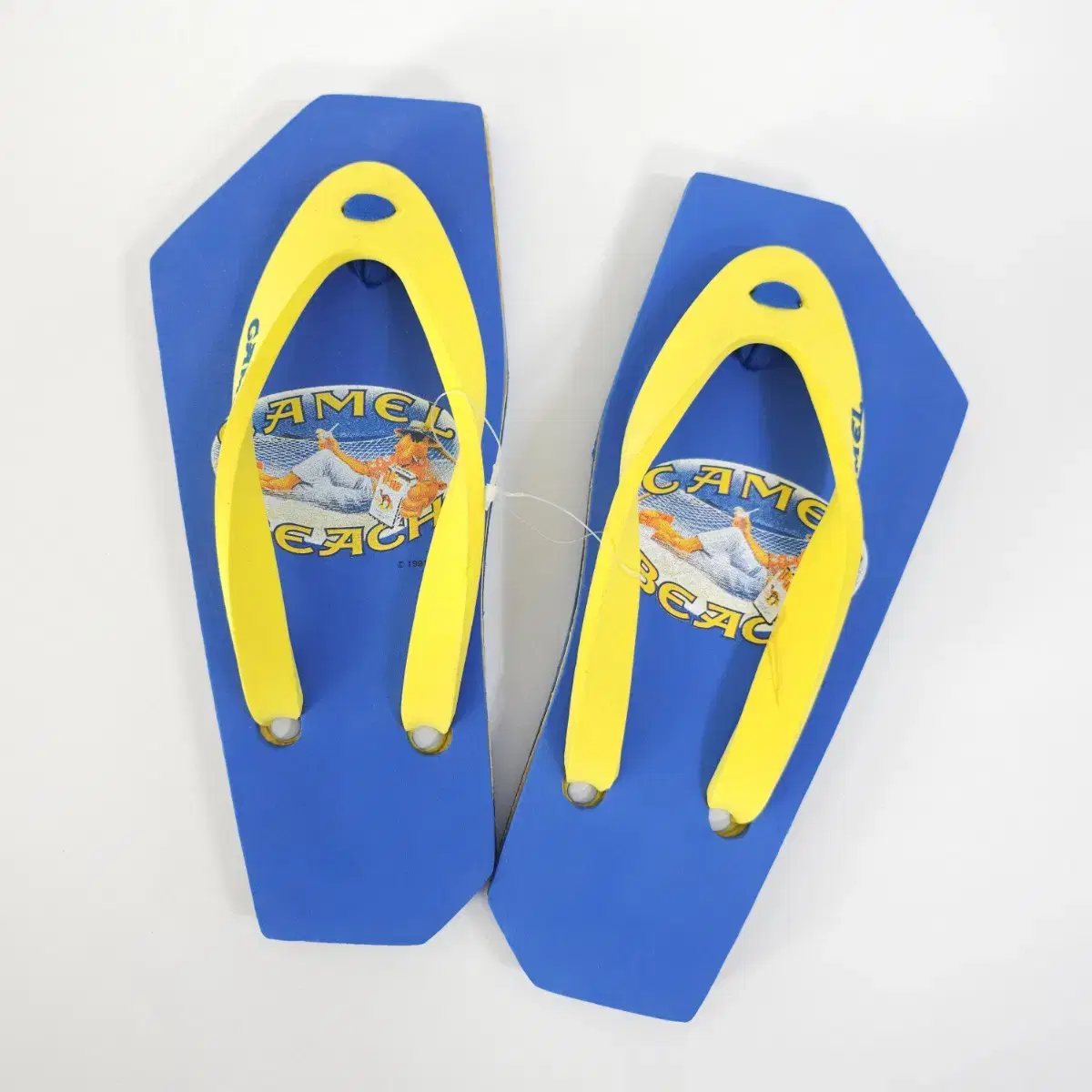 90s Camel Flip Flop Men Sandals