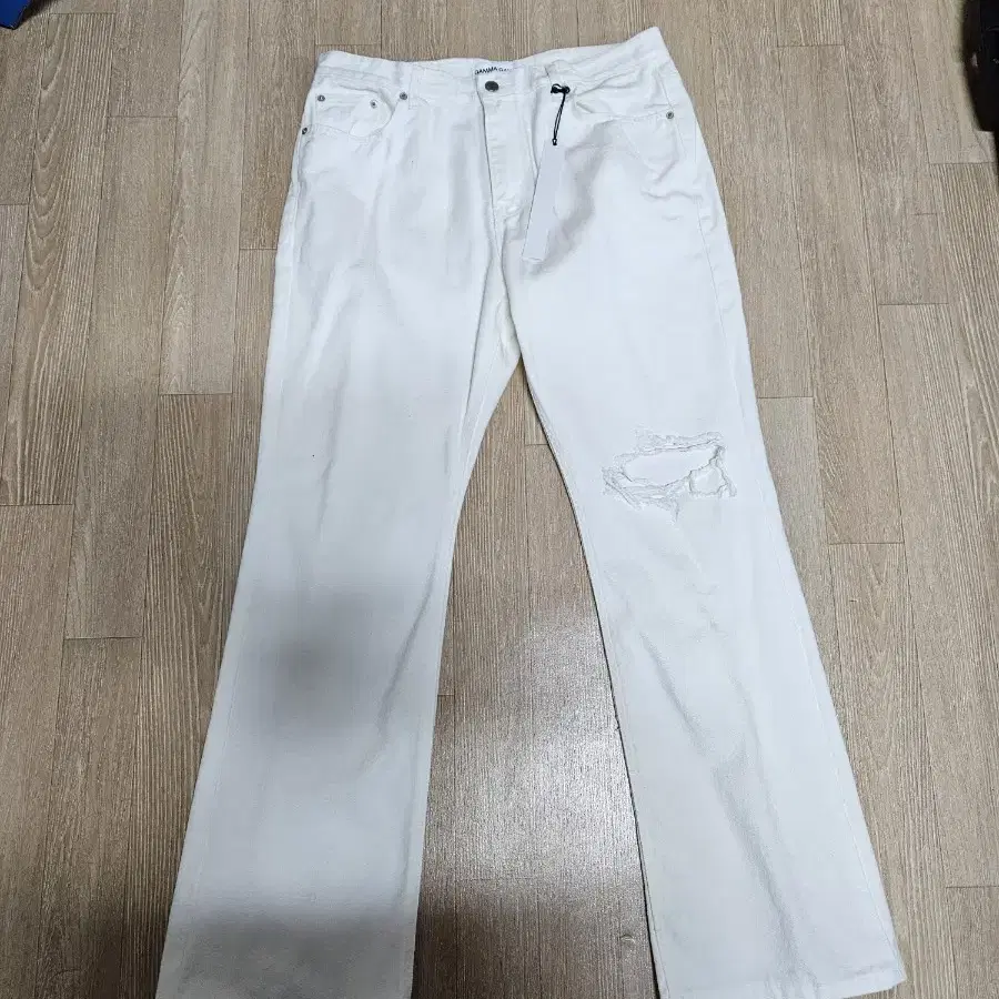 감마갤러리 destroyed jeans white L사이즈  새상품 급처