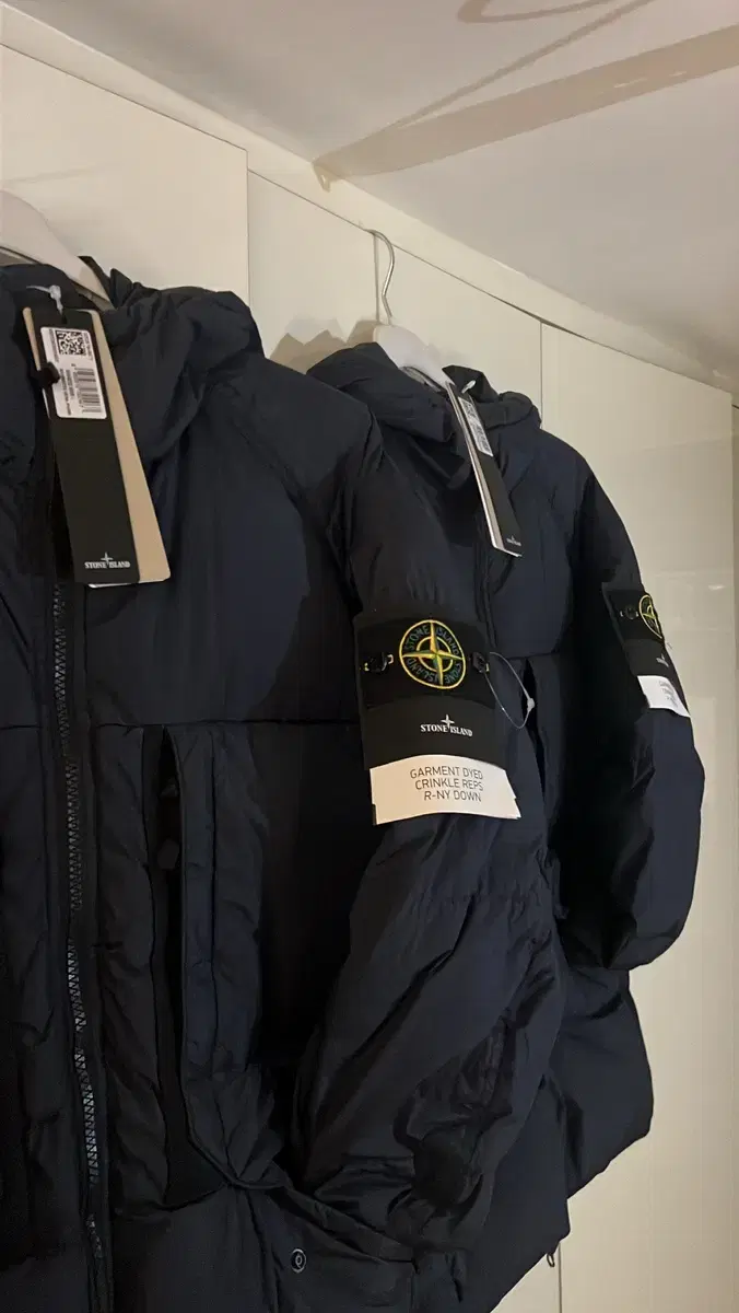 23FW Stone Island Crinkleclap Padding Seamless Tunnel Padding