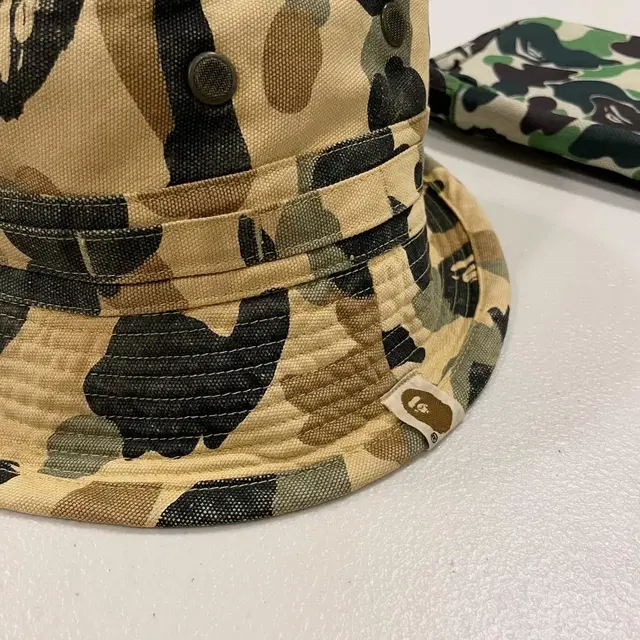 L) BAPE 베이프 버킷햇