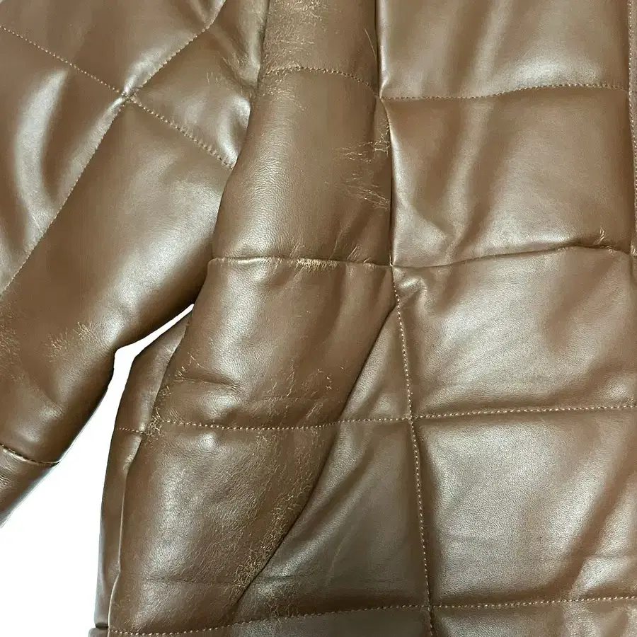 VEJAS Chocolate Leather Puffer