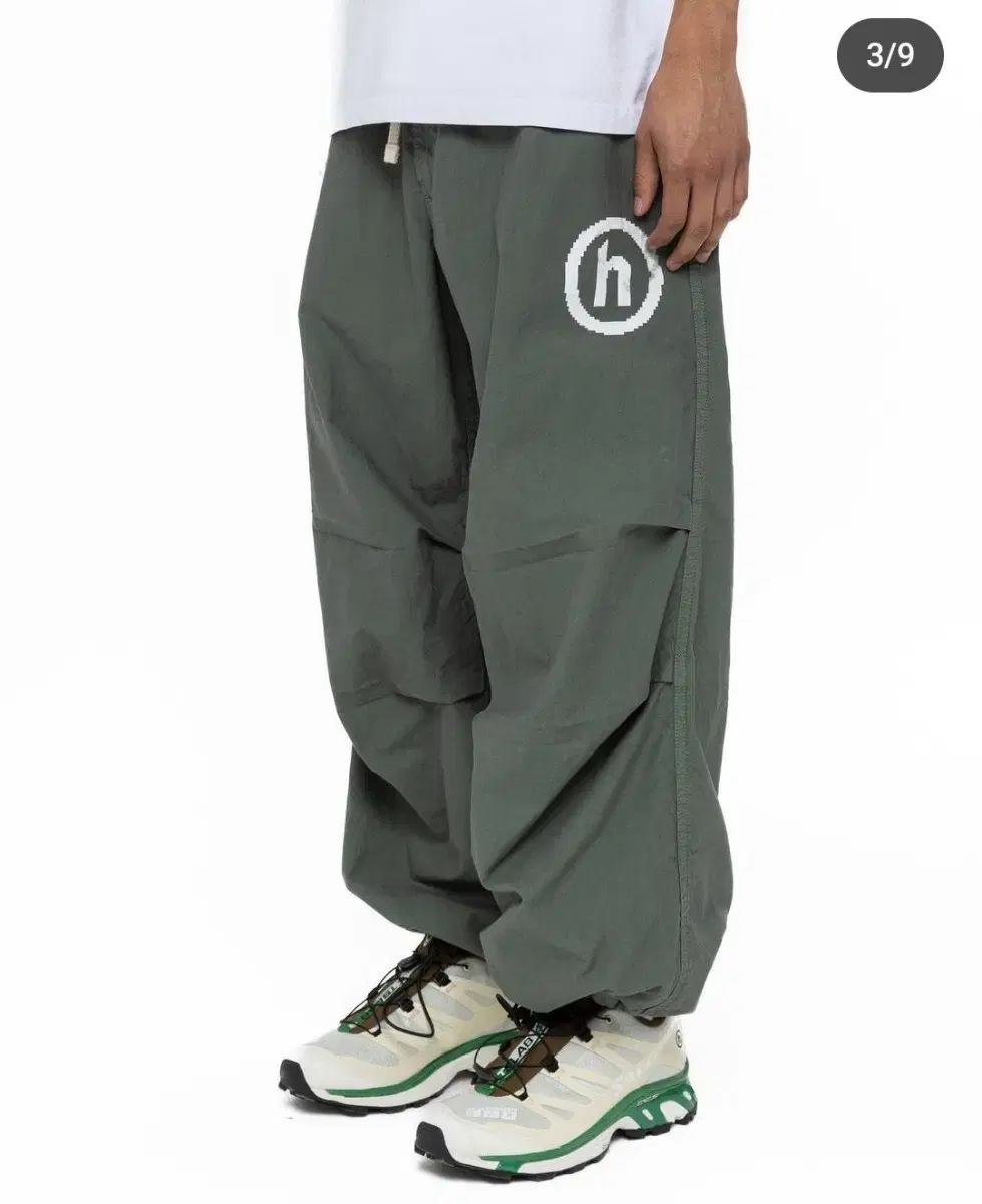 Hidden New York Overpants Olive Size S for sale.