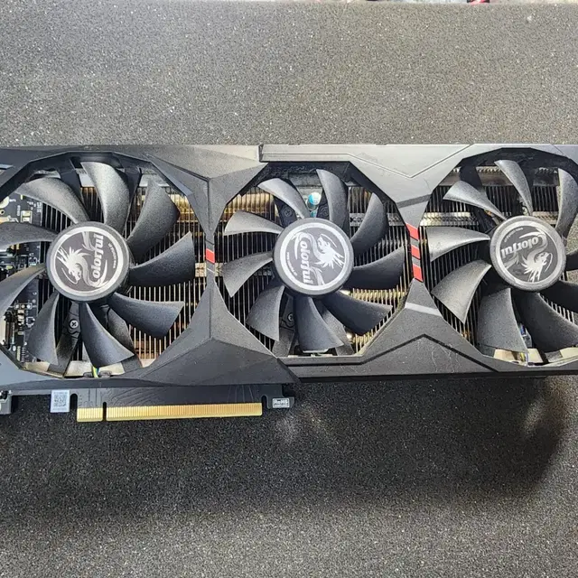 컬러플 GeForce RTX 2080 Super 8G 판매 합니다.