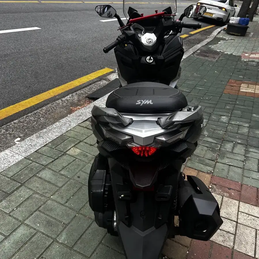 19년식 크루심300cc