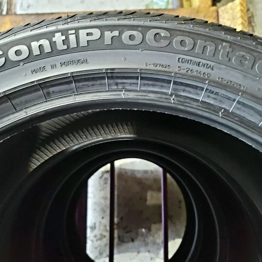 콘티넨탈타이어 프로콘텍트 사일런스 245/45R19 98W 2454519