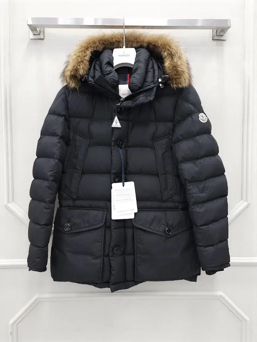 2 / Moncler Black Clooney Padded Jumper