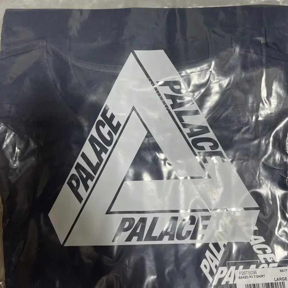 팔라스(PALACE) 1/2 티셔츠