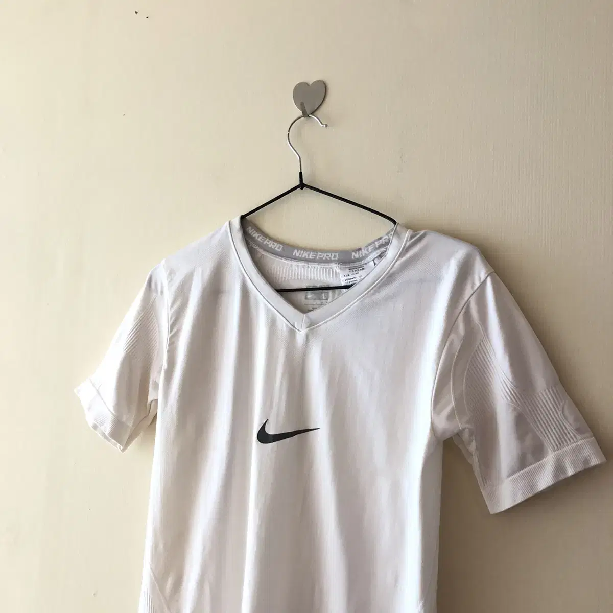 Vintage Nike white short sleeved sport