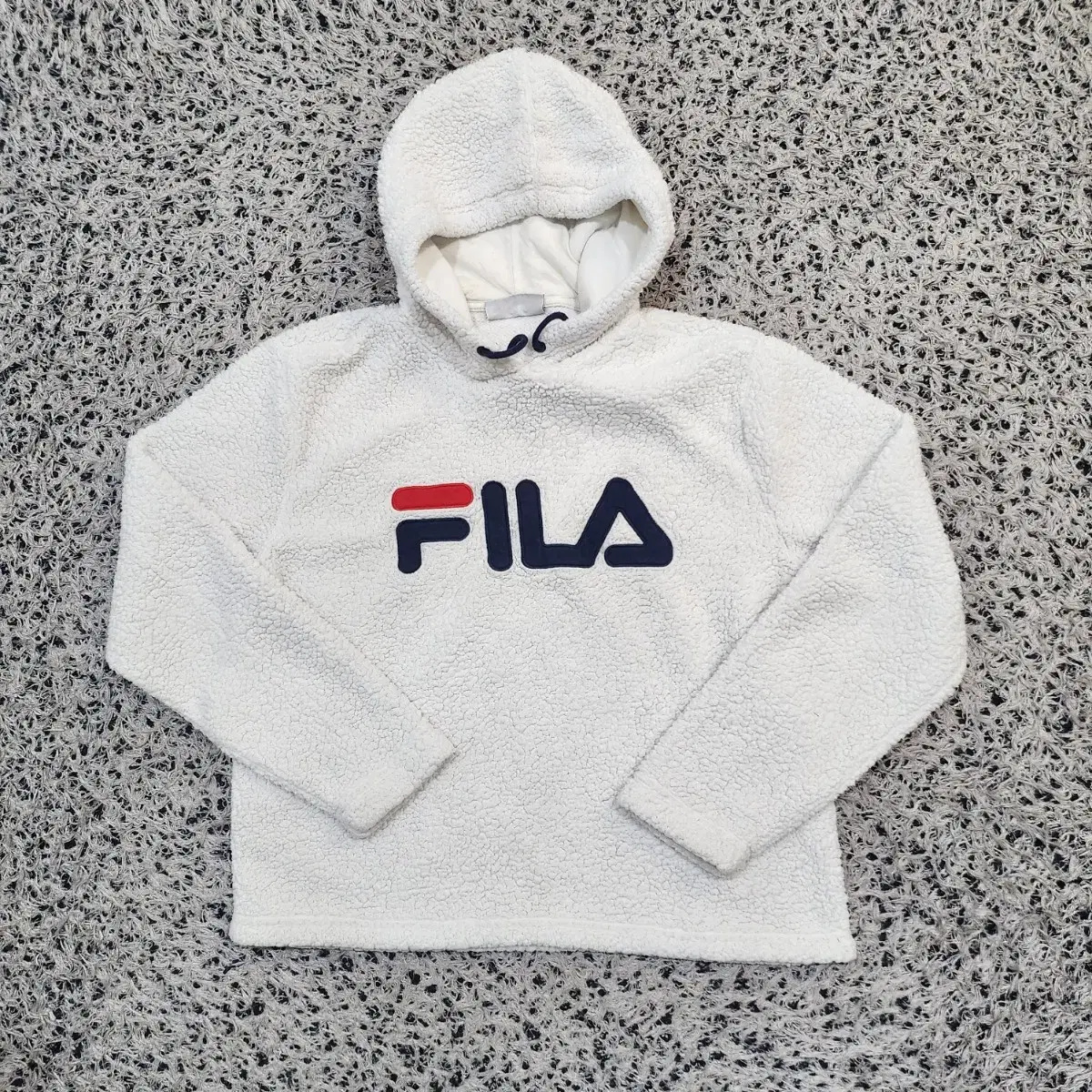 [100] Wheela Big Logo Fleece Hoodie (857)