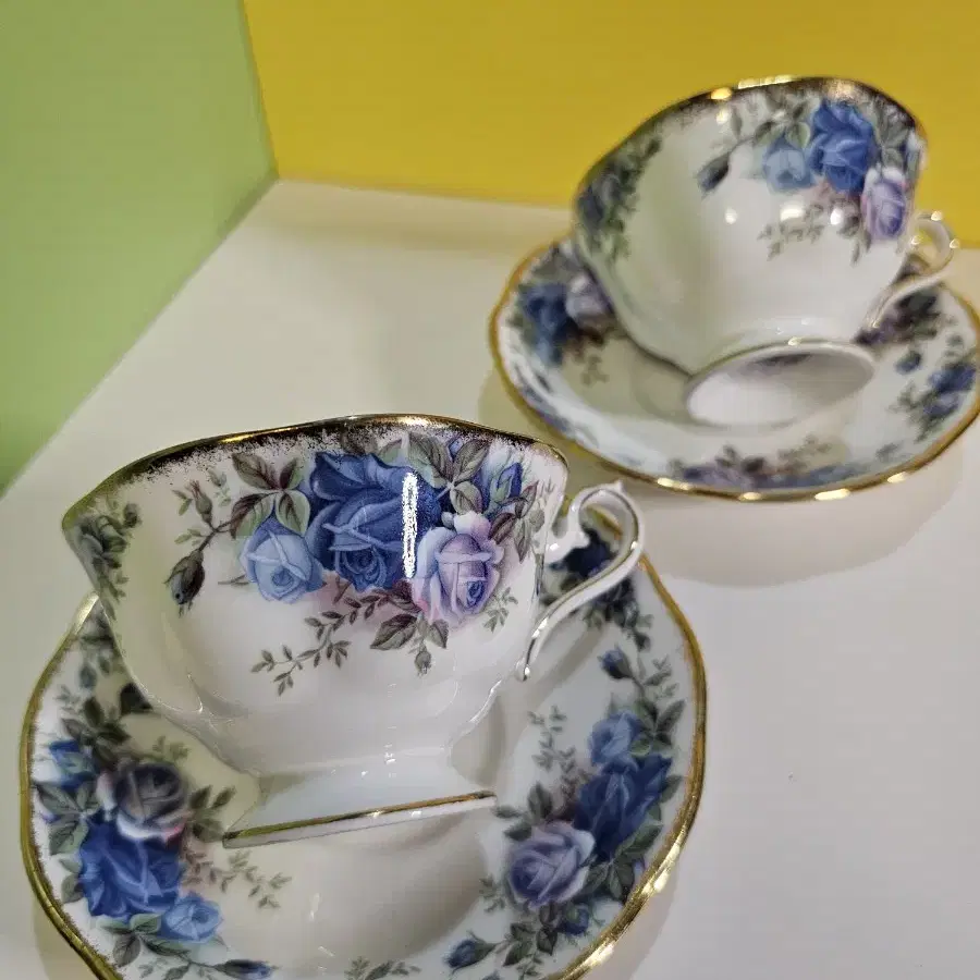 Royal Albert Moonlight Rose Avon Tea Cup