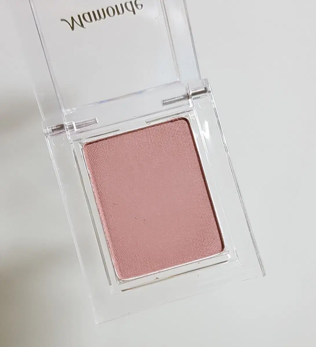 Mamonde Matte Single Eyeshadow (Taro Purple)