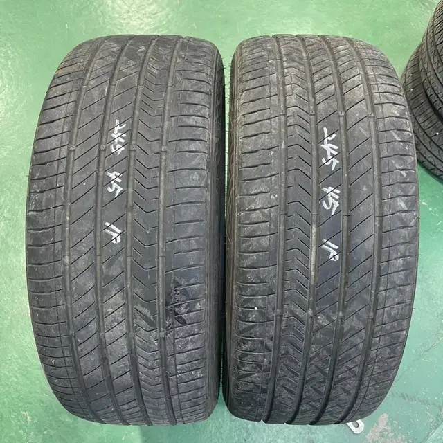 금호타이어(245/45R19)