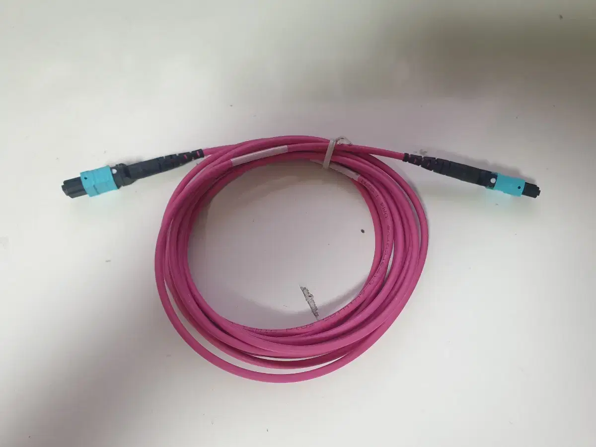 MPO-MPO 3M - 12 Core OM4 Fiber - TYPE B (Used)