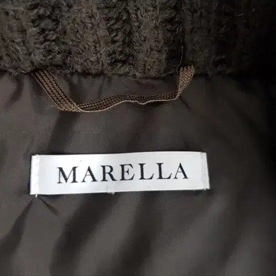 MARELLA 여성패딩