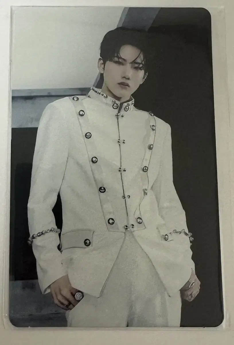 Treasure junkyu Reboot photobook ver.2 photocard Sell