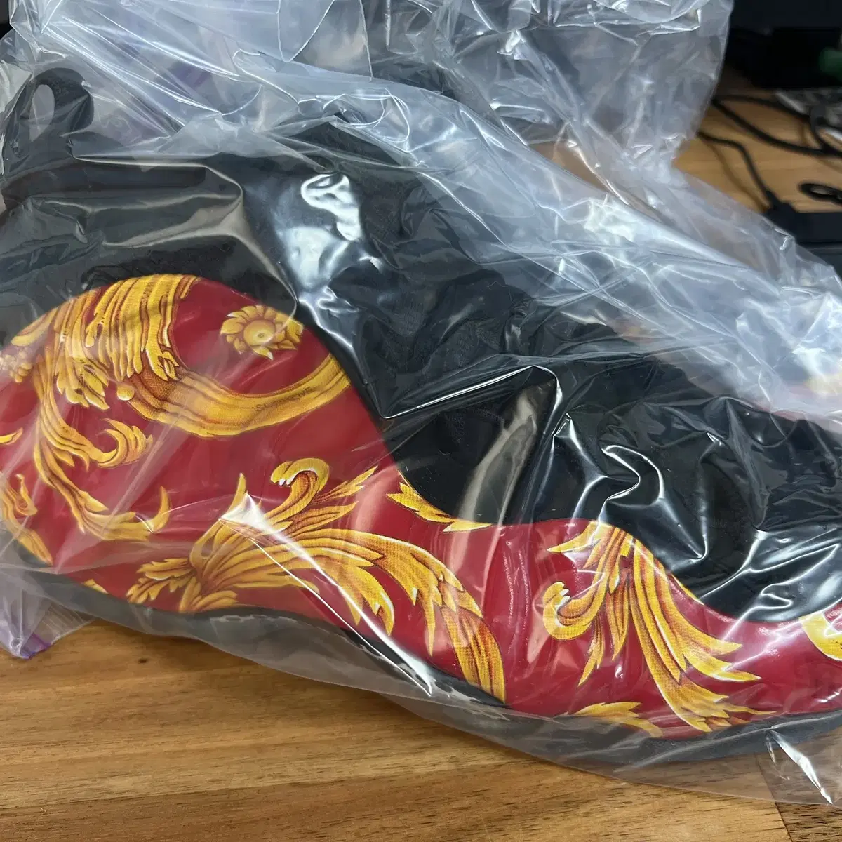 슈프림xNIKE 폼포짓 레드 Supreme Foamposite 270mm