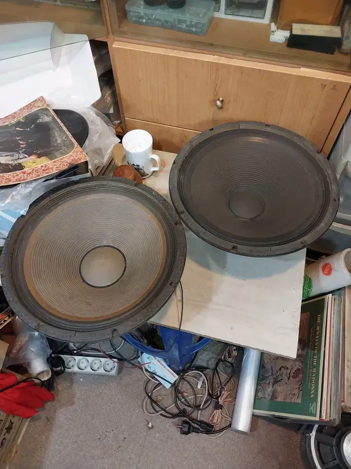 Older Sammi 400 Watt 15 Inch Woofer / Zuverlässigung - Freight