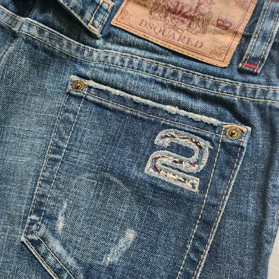 정품 디스퀘어드2 D2 Leather Logo Jean-eu48