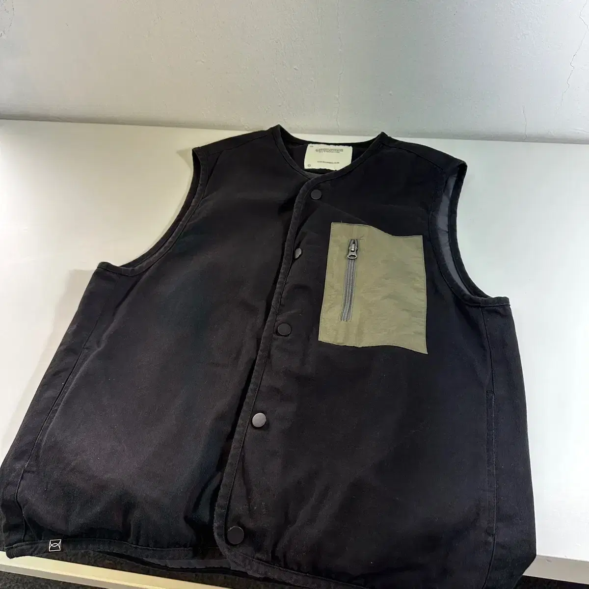 95 Halfcrys Black Colorblocked Work Vest