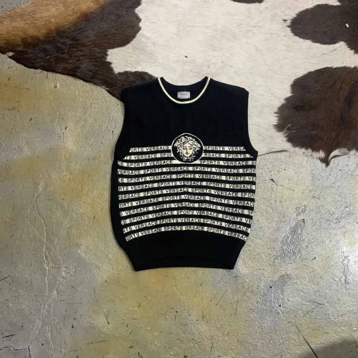 M Vintage Versace Knitted Vest/A4179