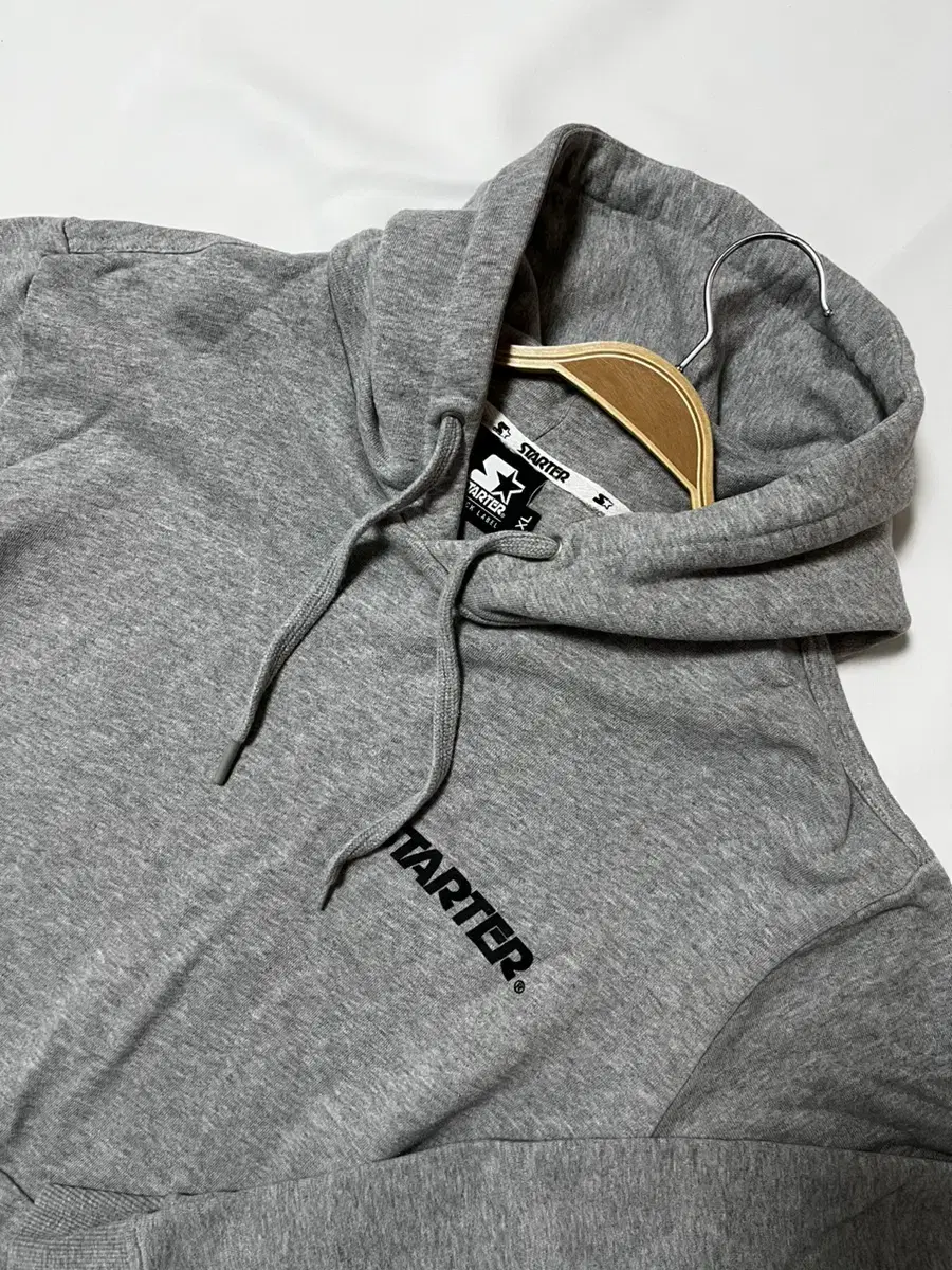 Starter hoodie