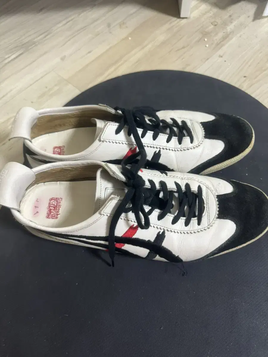 Onitsuka Tiger Mexico 66 Deluxe 1182A188