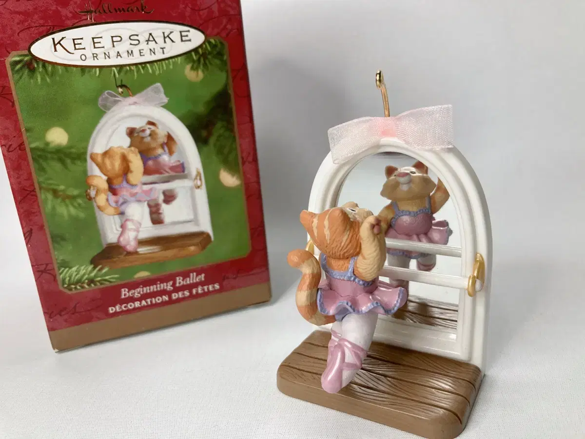 Hallmark Ornament Ballet Cat