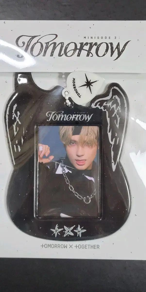 TXT soundwave pop up Photo Card Holder Keyring