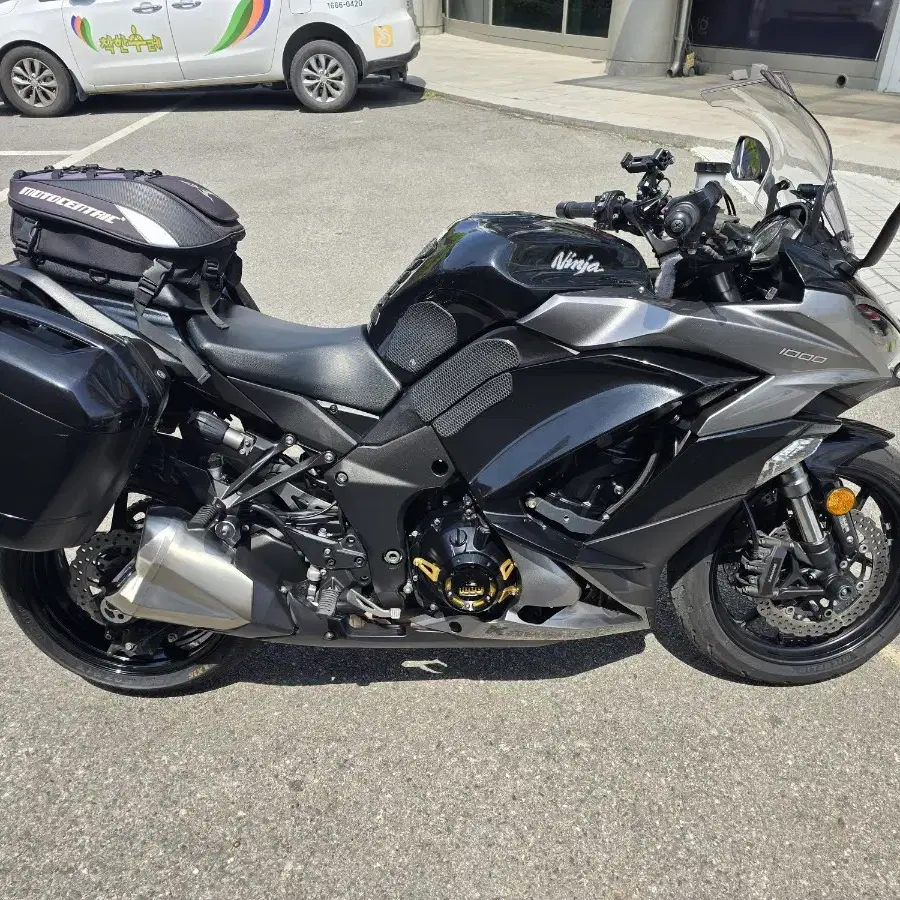 17년식 z1000sx 팝니다