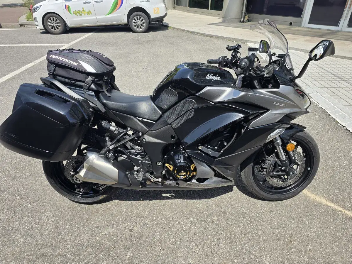 17년식 z1000sx 팝니다