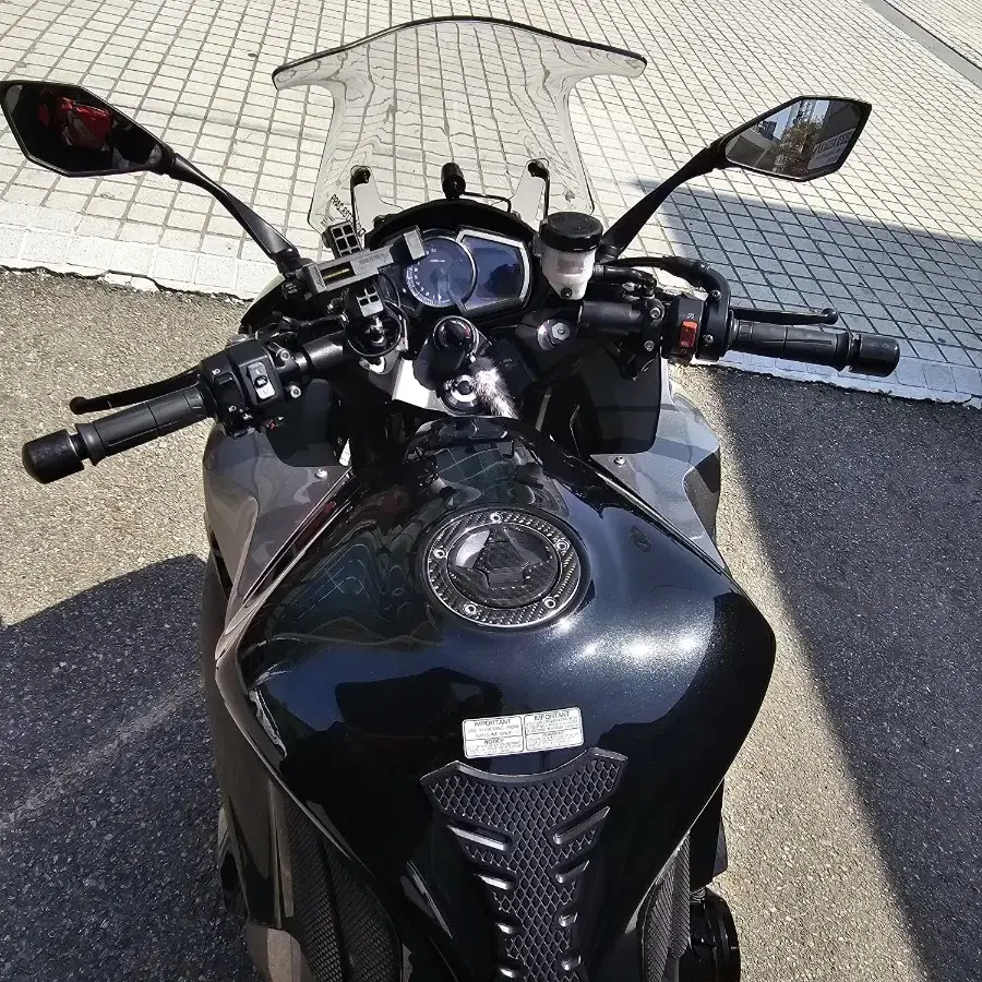 17년식 z1000sx 팝니다