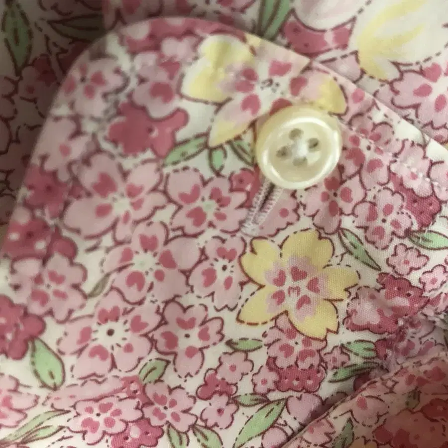 Ralph Lauren floral shirts Small KR66