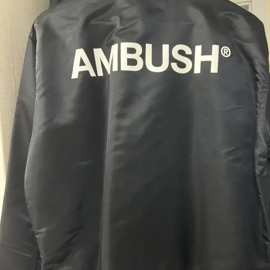 [3/XL] 엠부쉬 프린트 블랙 나일론 자켓 ambush