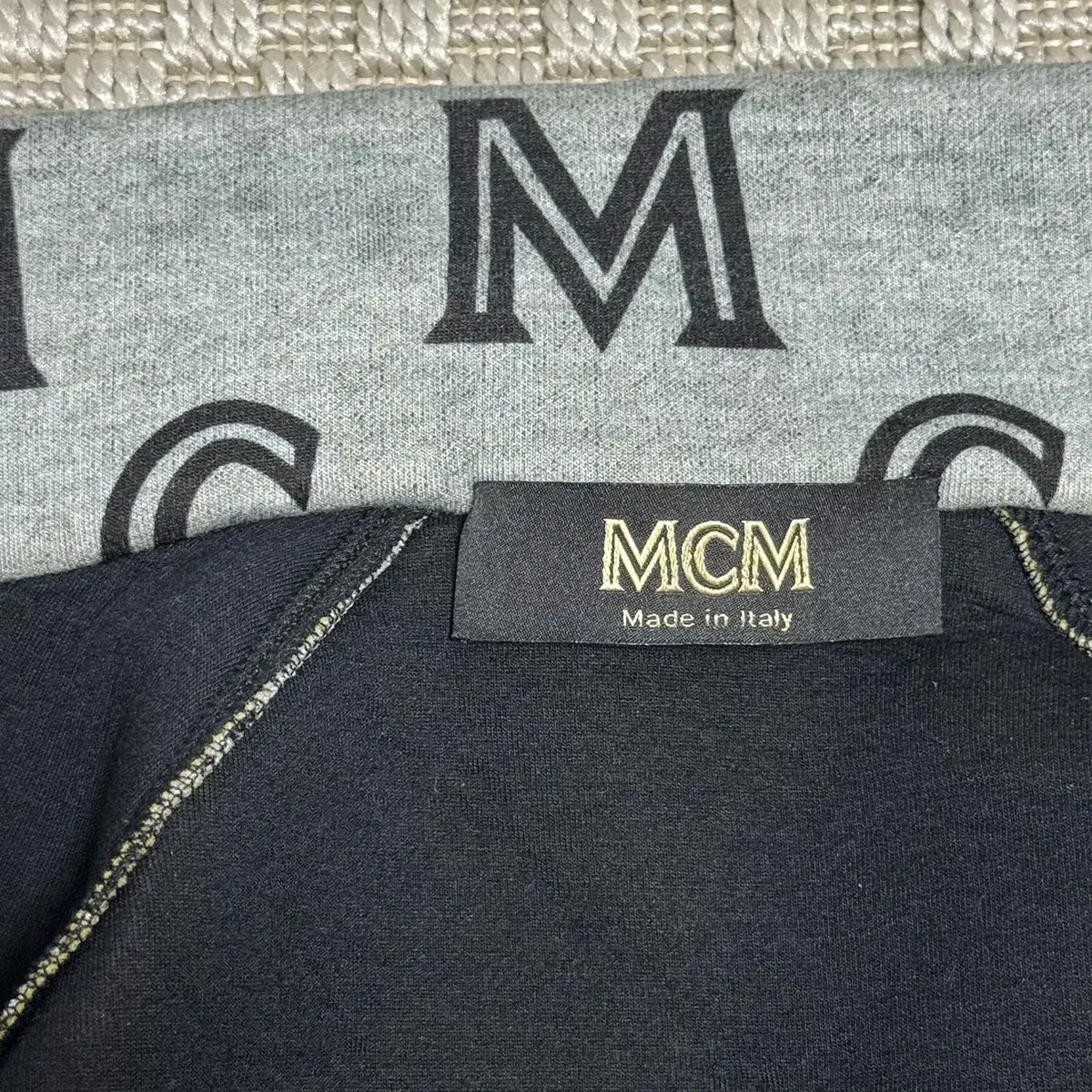 (L) MCM 엠씨엠 로고 자켓