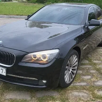 bmw740i