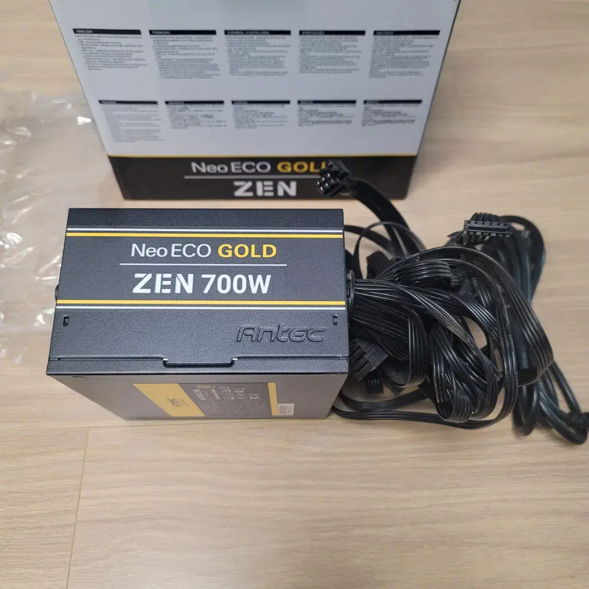 Antec NeoECO ZEN 700W 80PLUS GOLD