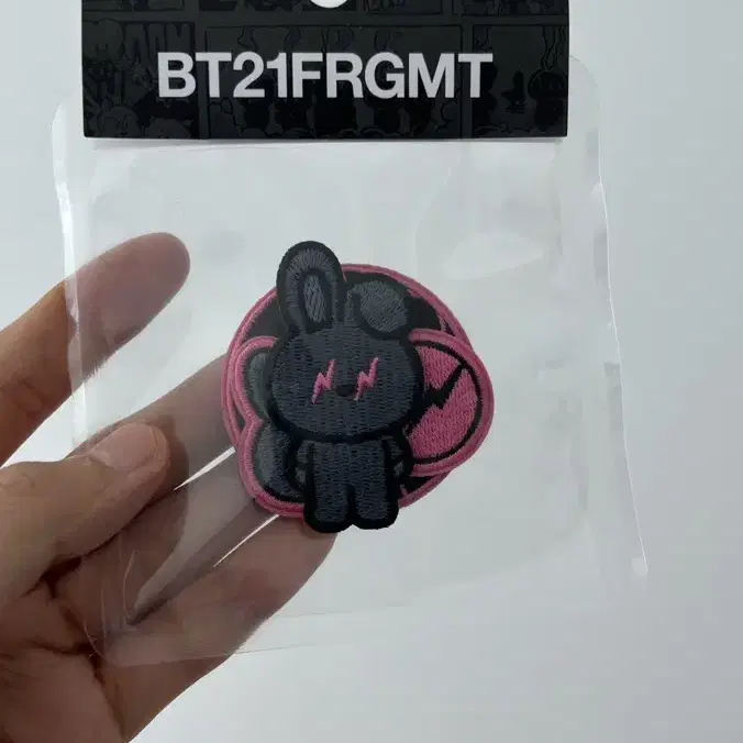 [미개봉/택포] BT21 X 프라그먼트 쿠키 와펜 판매